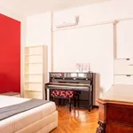 Rent 2 bedroom apartment of 100 m² in milan