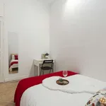 Rent a room of 200 m² in madrid