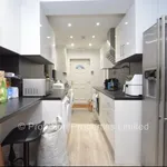 Rent 6 bedroom house in Leeds