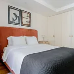 Rent 2 bedroom apartment of 123 m² in lisbon