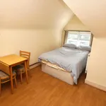 Rent 11 bedroom flat in London