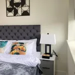 Rent 3 bedroom flat in West Midlands