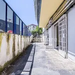 Affitto 3 camera appartamento di 88 m² in Naples