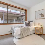 Rent 3 bedroom apartment in South Hobart