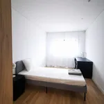 Rent 9 bedroom house in Porto