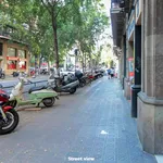 Rent a room of 150 m² in Barcelona