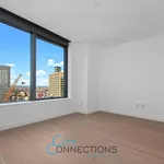 Rent 1 bedroom apartment of 39 m² in Queens