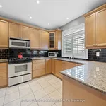 Rent 4 bedroom house of 565 m² in Vaughan (Patterson)