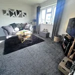 Rent 2 bedroom flat in Burnley