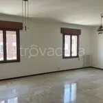 Rent 4 bedroom apartment in Abano Terme