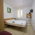 Rent a room of 75 m² in valencia