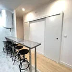 Rent a room of 100 m² in valencia