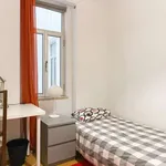 Rent a room in lisbon