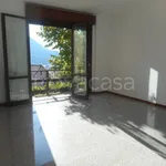 Villa Bifamiliare in affitto a Lecco via Maria Montessori, non arredato/vuoto, giardino privato, box - TrovaCasa