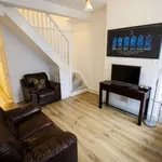 Rent 3 bedroom apartment in West Midlands