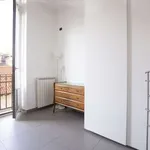 Rent 1 bedroom apartment of 65 m² in milan