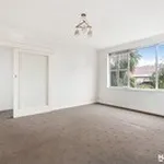 Rent 2 bedroom apartment in Oakleigh East