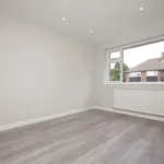 Rent 3 bedroom flat in East Of England