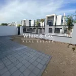 Rent 4 bedroom house of 303 m² in dubai