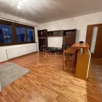 Pronajměte si 3 ložnic/e byt o rozloze 80 m² v Prague