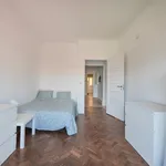 Rent 15 bedroom apartment in Lisbon