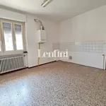 Affitto 6 camera appartamento di 160 m² in Casale Monferrato