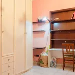 Rent a room of 120 m² in rome