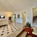 Rent 5 bedroom house of 140 m² in Ragusa