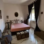 Rent 2 bedroom apartment of 85 m² in Roma