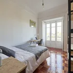 Rent a room of 170 m² in Lisbon