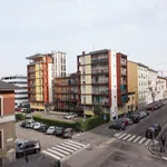 Rent 4 bedroom apartment of 40 m² in Milan