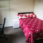 Rent 6 bedroom house in West Midlands