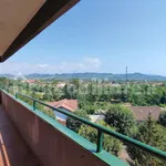 Rent 3 bedroom house of 100 m² in Voghera