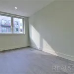 Rent 2 bedroom apartment in BROOKLYN