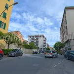 Affitto 2 camera appartamento di 60 m² in Savona