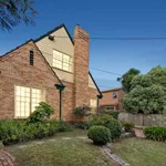 Rent 4 bedroom house in Box Hill