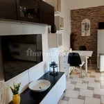 Rent 2 bedroom apartment of 55 m² in Naples