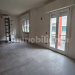 Affitto 5 camera appartamento di 162 m² in Parma