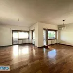 Rent 6 bedroom apartment of 234 m² in Rome