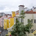 Rent 1 bedroom apartment of 38 m² in lisbon