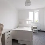 Rent 3 bedroom apartment in South West England