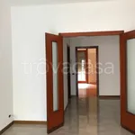 Rent 3 bedroom apartment of 110 m² in Milano