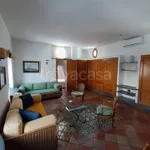 Rent 2 bedroom apartment of 60 m² in Napoli