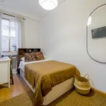 Rent a room of 120 m² in madrid