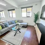 Rent 1 bedroom student apartment in Wollongong