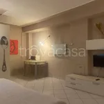 Rent 1 bedroom apartment of 30 m² in Segrate