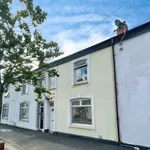 Rent 4 bedroom flat in Wales