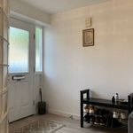 Rent 4 bedroom house in South East England