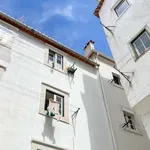 Rent 1 bedroom apartment of 35 m² in lisbon