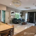 Rent 4 bedroom house of 350 m² in Bangkok